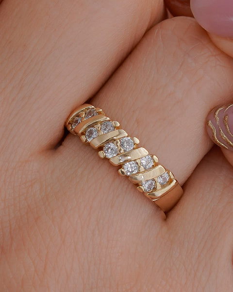 ANILLO ESTILO ARGOLLA FUEGO CRISTAL